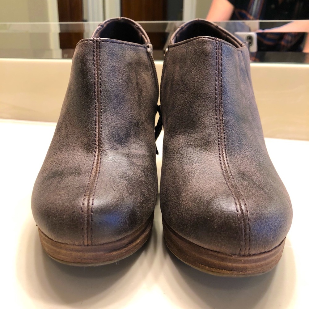 Dr. Scholl’s booties in almost new condition